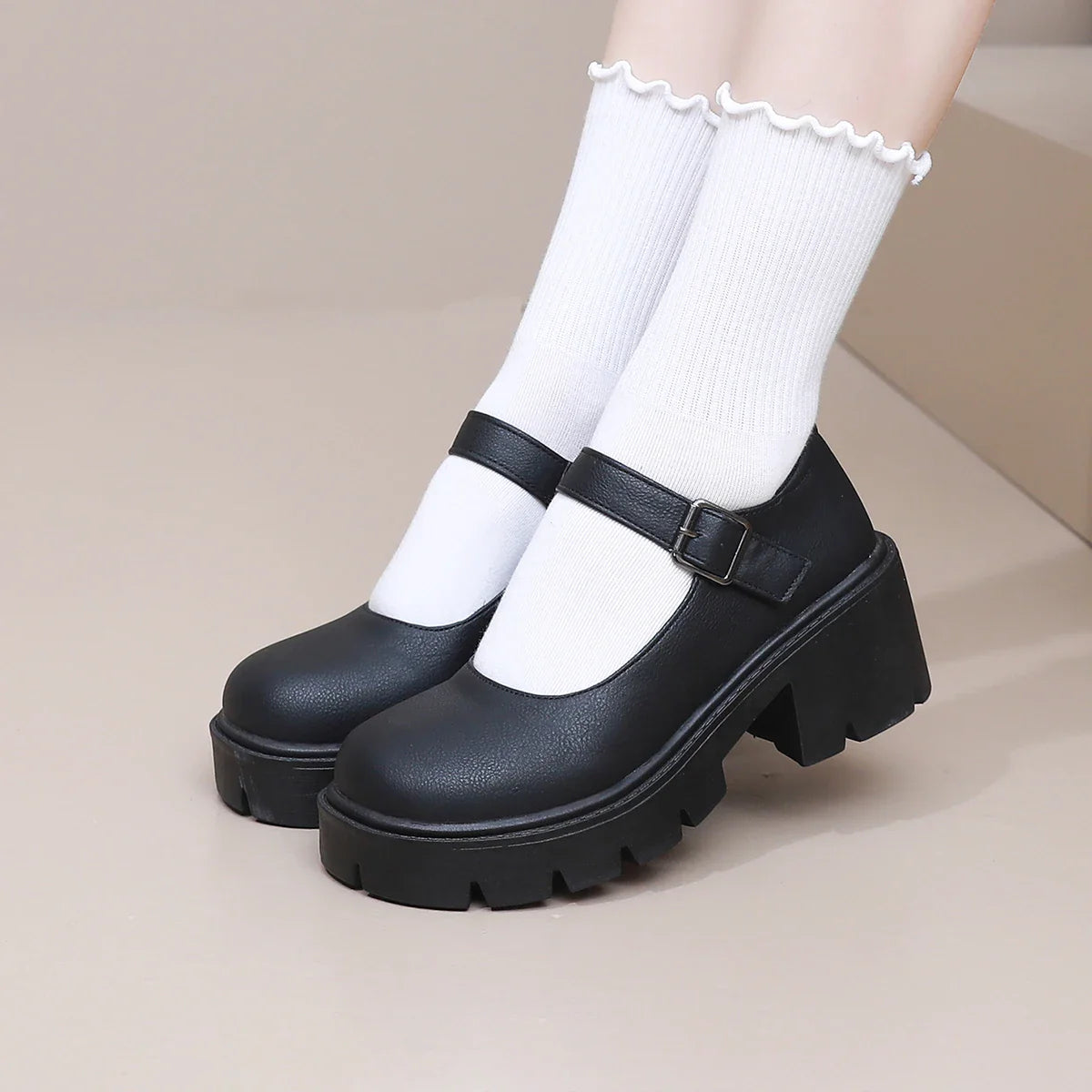 Luvo | Chaussures à plateau noires pour femme