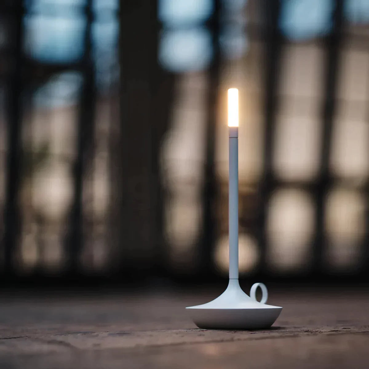 Luvo | Giavi LED Candle Effect Lamp