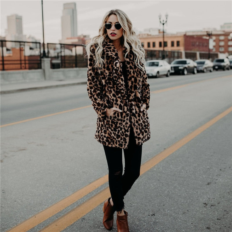 Luvo | Women's Winter Coat – With Leopard Print and Long Sleeves