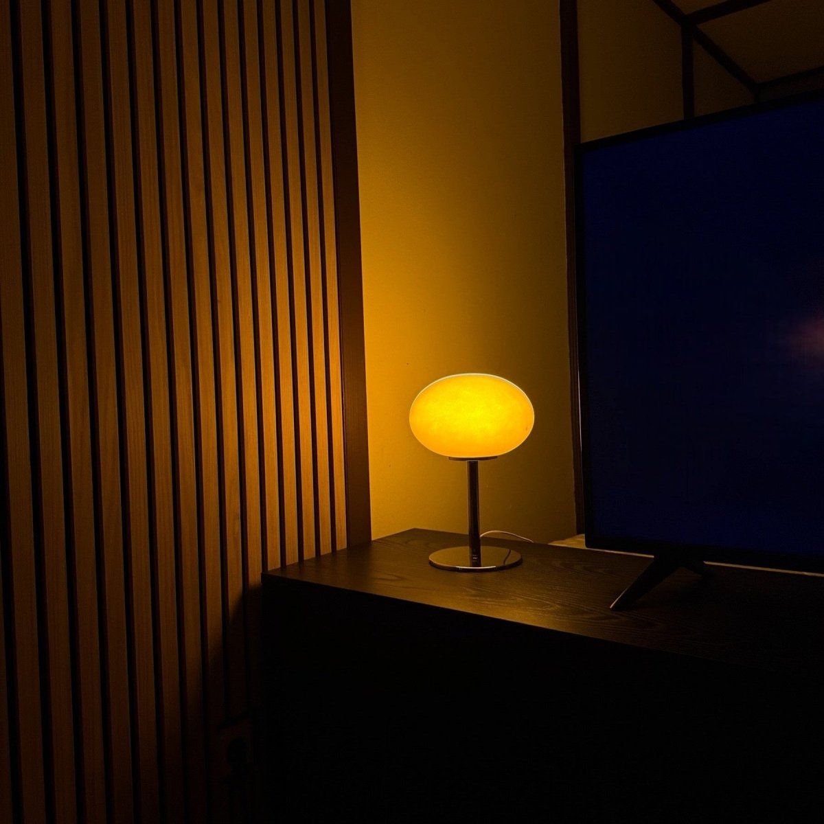 Luvo | Globe Lamp for Living Room, Dining Room, and Bedroom
