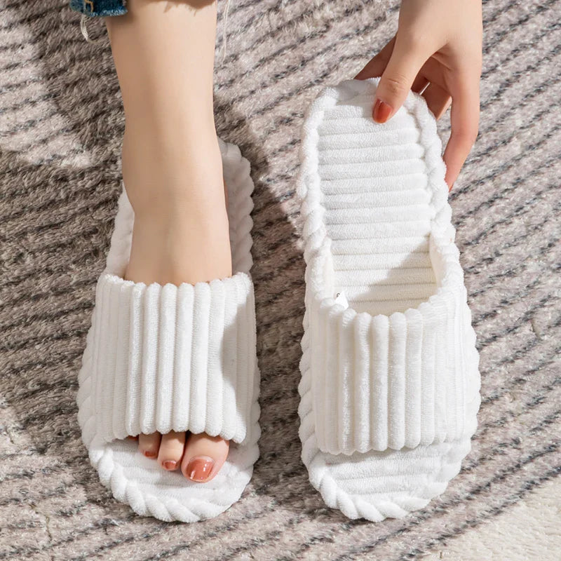 Luvo | Unisex Open Toe Slippers – Interior