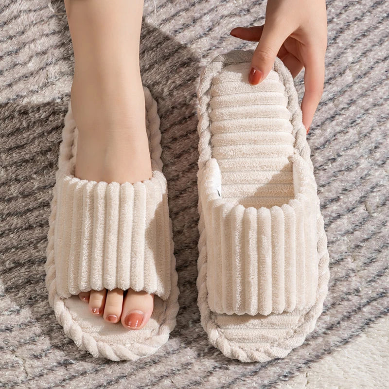 Luvo | Unisex Open Toe Slippers – Interior
