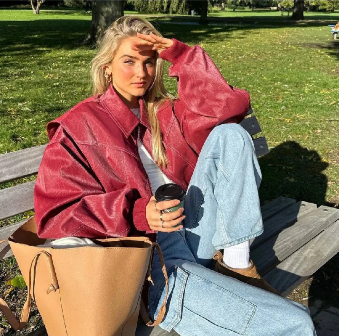 Luvo | Veste Rouge Élégante pour Femme – Coupe Oversize
