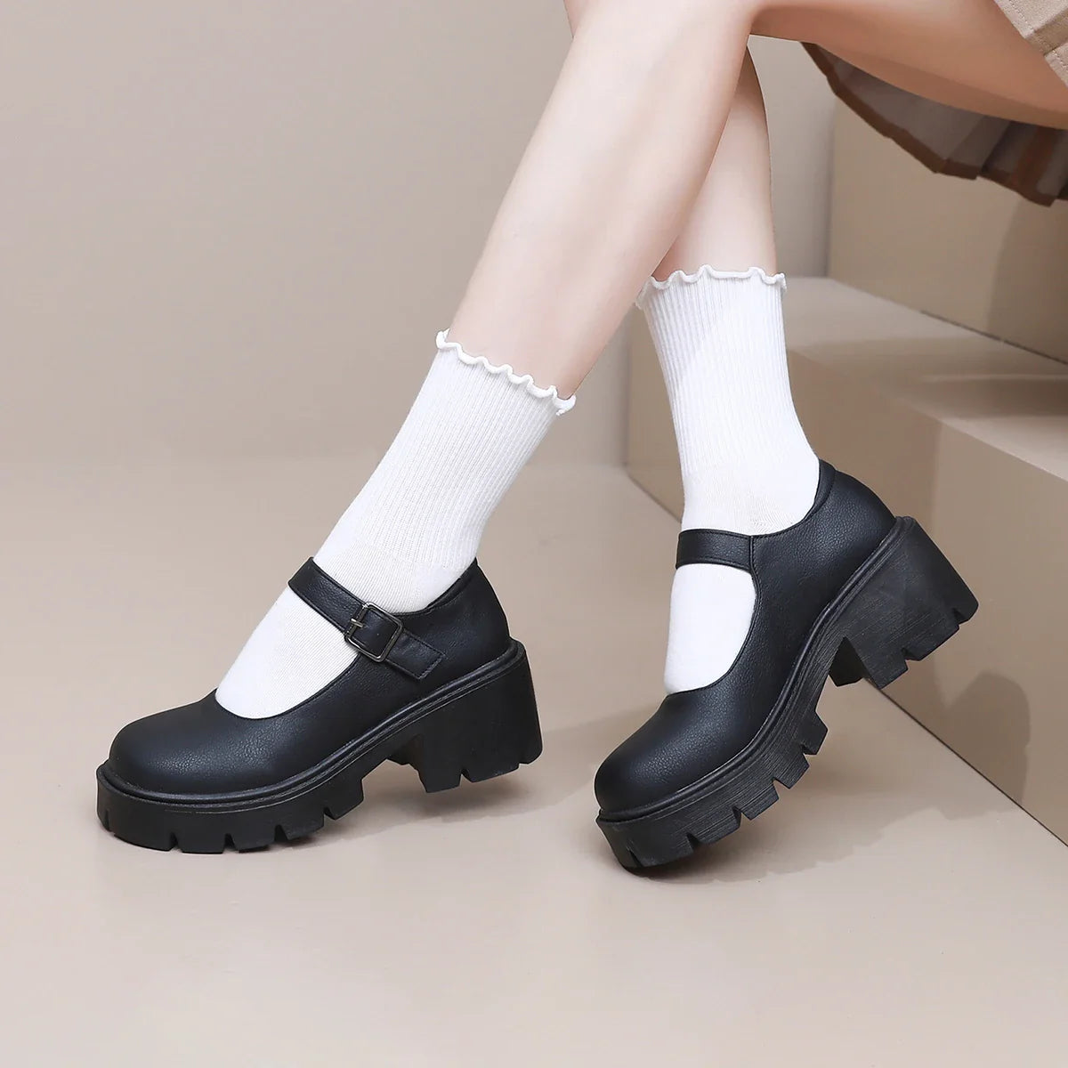 Luvo | Chaussures à plateau noires pour femme
