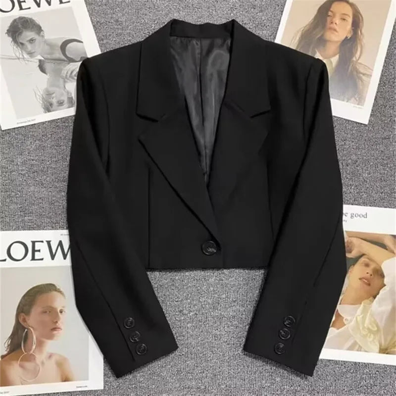 Luvo | Blazer pour Femme – Modèle Court Noir avec Col à Revers