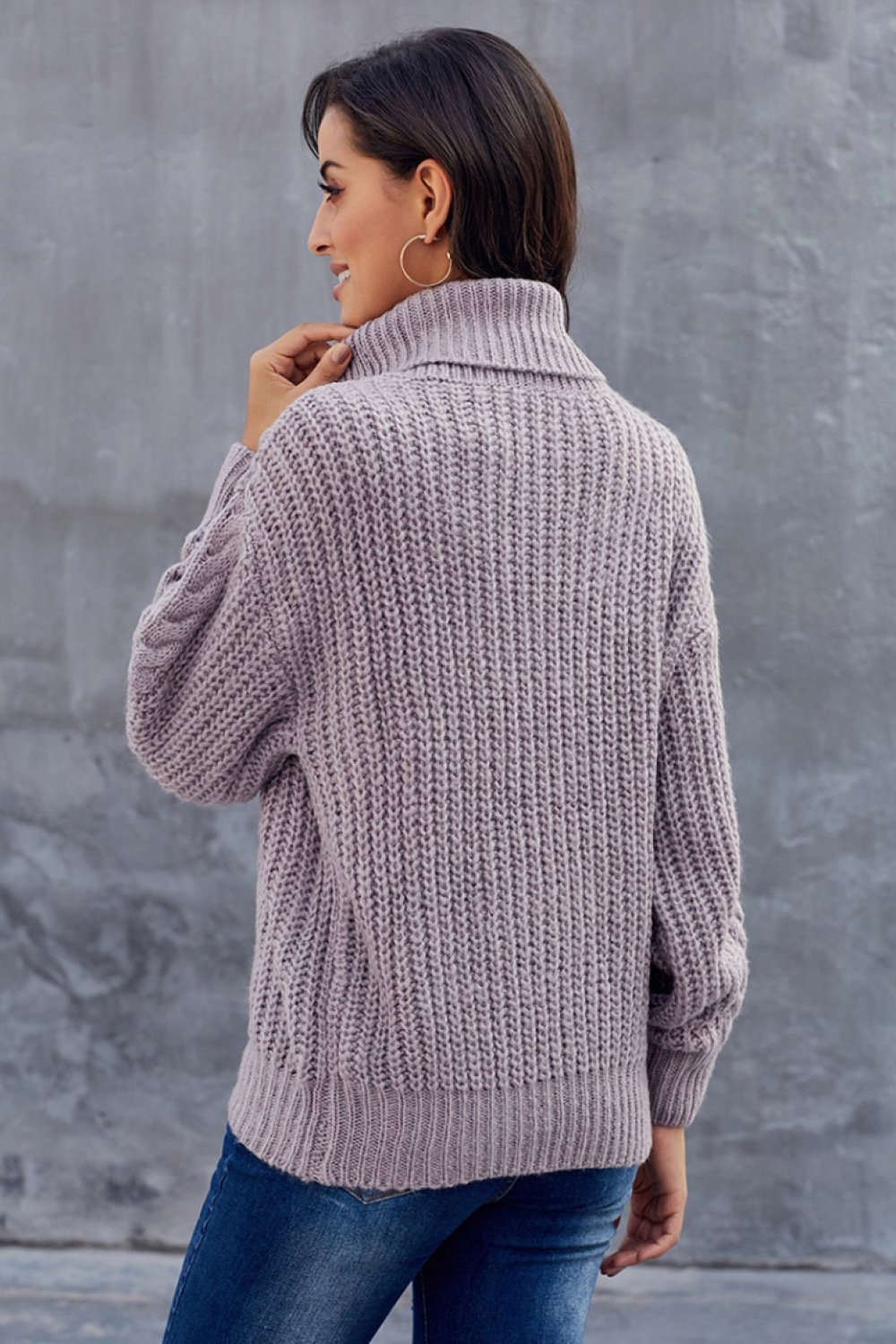 Luvo | Pull pour femme à grosses mailles torsadées – Col roulé